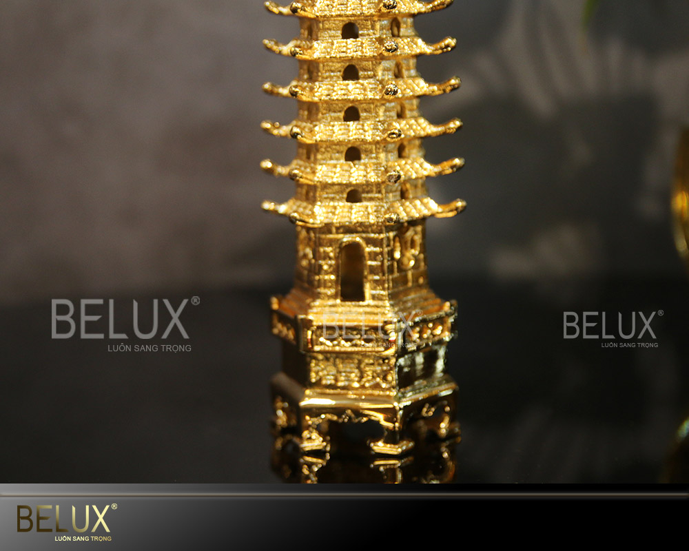 Tháp Văn Xương bằng đồng mạ vàng 24k