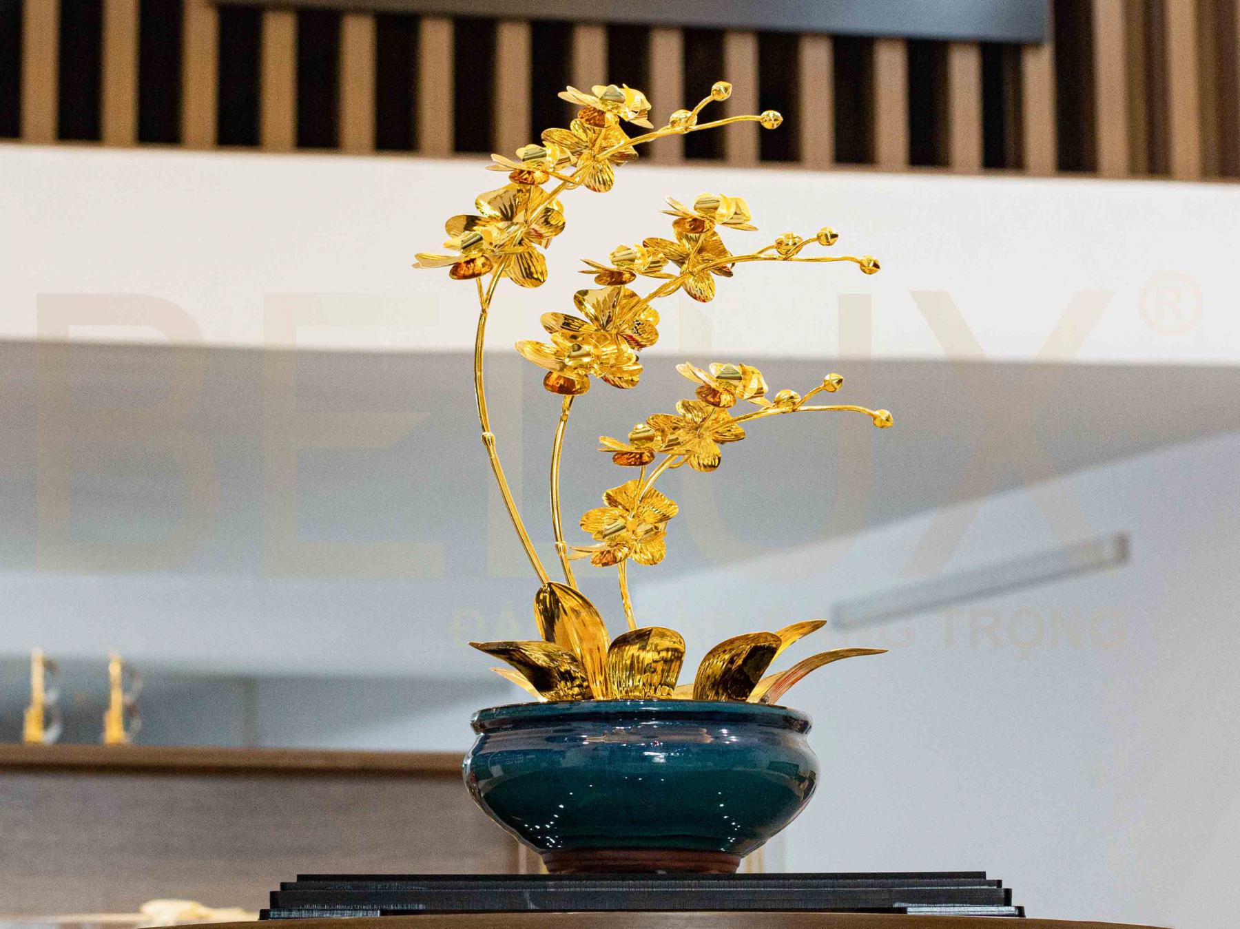 Chậu Lan bằng đồng mạ vàng 24k mẫu 08