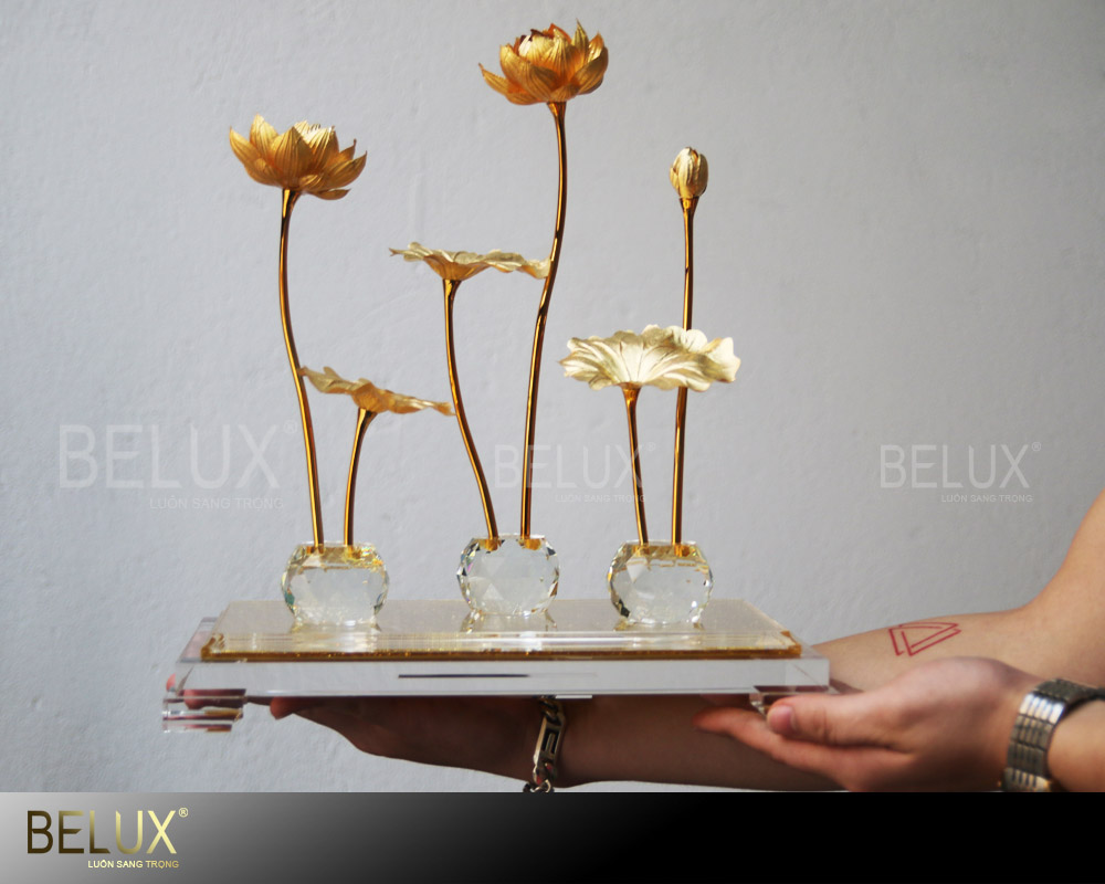 Hồ Hoa Sen Dát Vàng 24K 6 Nhánh