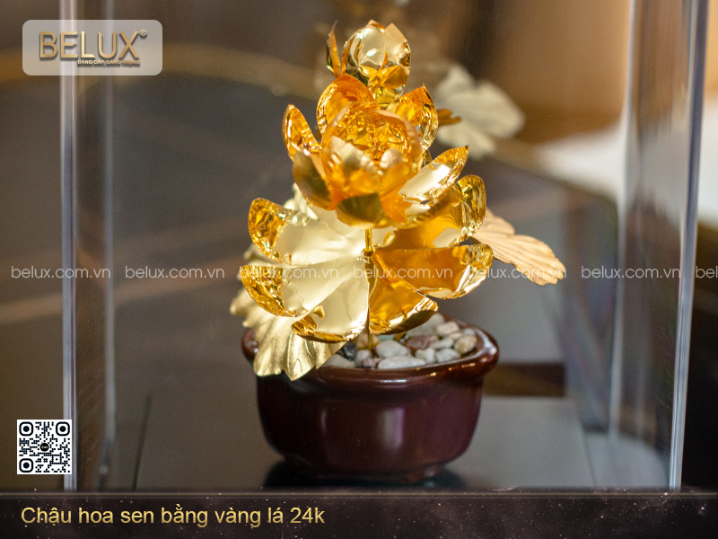 Chậu Hoa Sen Bằng Vàng Lá 24k