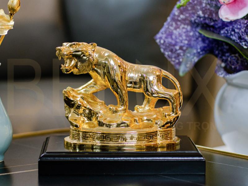 Tượng Linh Vật Hổ Phong Thủy Bằng Đồng Mạ Vàng 24k