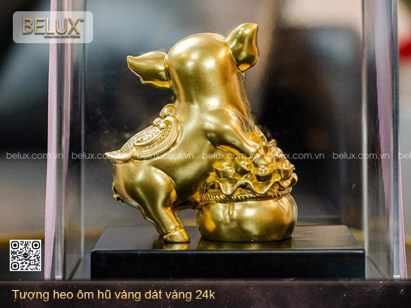 Tượng heo ôm hũ vàng dát vàng 24K