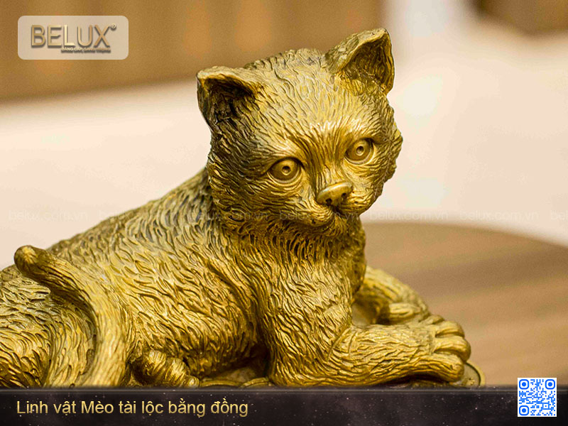Tượng mèo tài lộc bằng đồng nhỏ