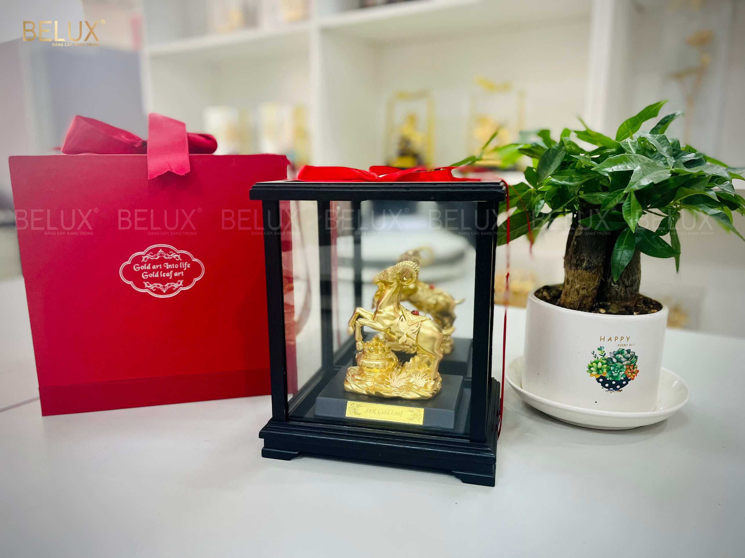 Tượng Dê Phong Thủy Dát Vàng 24K