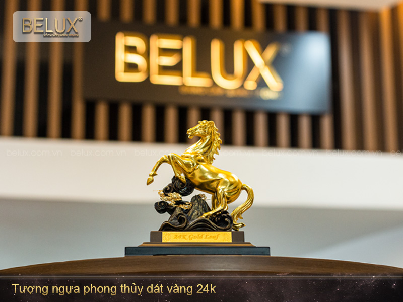 Tượng Ngựa phong thủy dát vàng 24k
