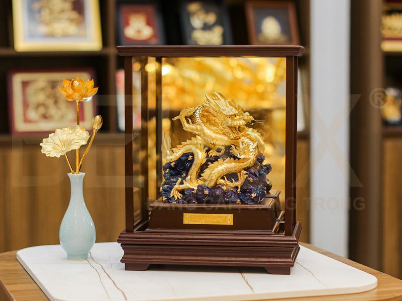 Tượng Rồng ôm ngọc dát vàng 24k