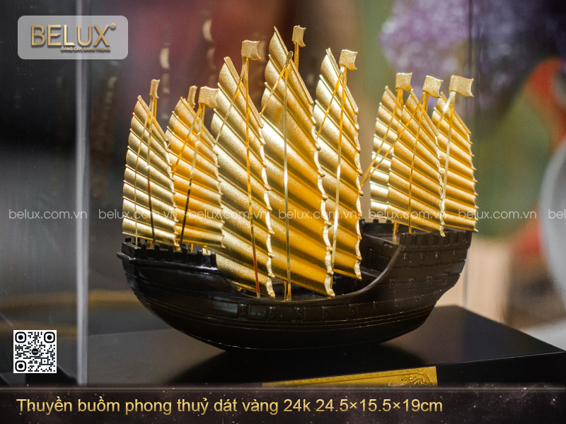 Thuyền Buồm Phong Thuỷ Dát Vàng 24k 24.5×15.5×19cm