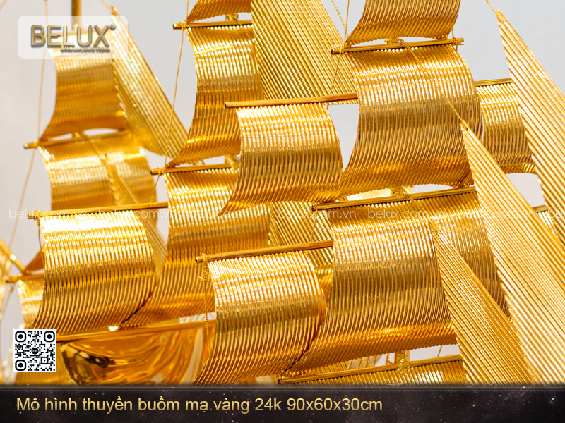 Mô Hình Thuyền Buồm Mạ Vàng 24k 90x60x30cm
