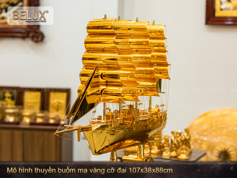 Mô hình thuyền buồm mạ vàng 24k cỡ đại