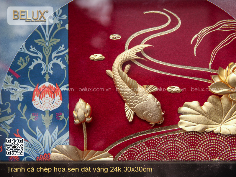 Tranh cá chép hoa sen dát vàng 24k KT 30x30cm