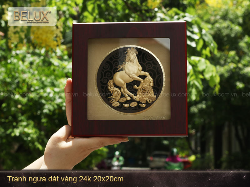 Tranh mã đáo thành công dát vàng 24k 20x20cm