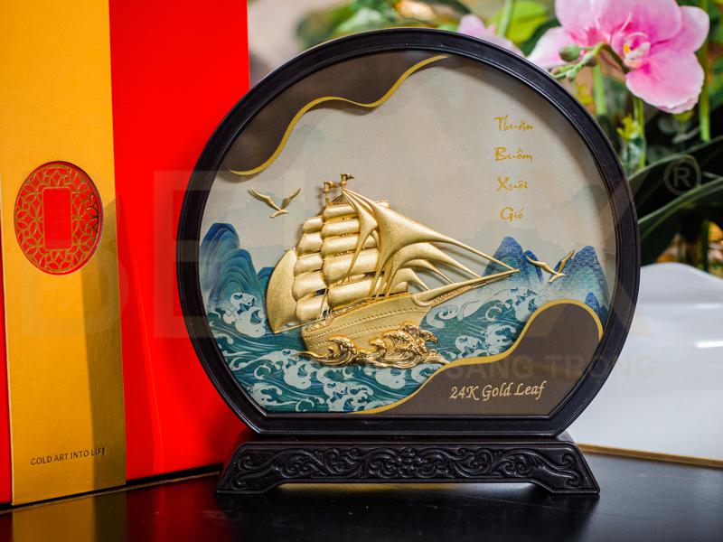 Tranh Thuyền Thuận Buồm Xuôi Gió Dát Vàng 24k