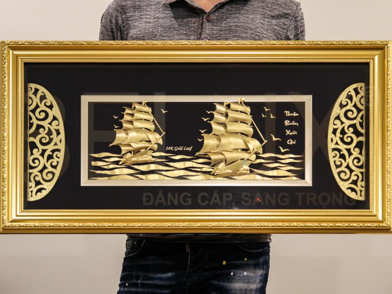Tranh thuyền buồm dát vàng 24k 81x42cm