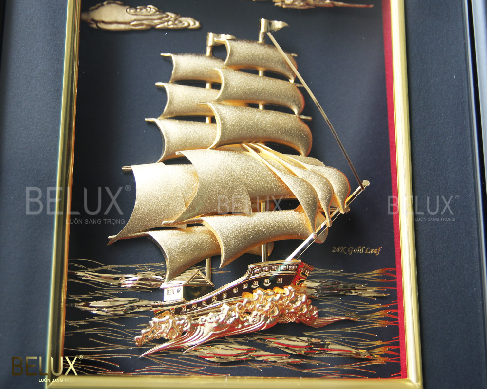 Tranh thuận buồm xuôi gió dát vàng 24k 32x25cm