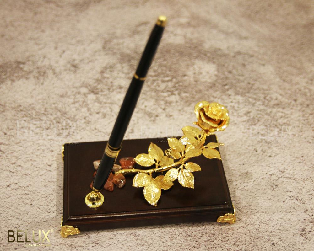 Gợi Ý Những Món Quà Tặng Thầy Cô Ý Nghĩa, Độc Đáo, Sang Trọng