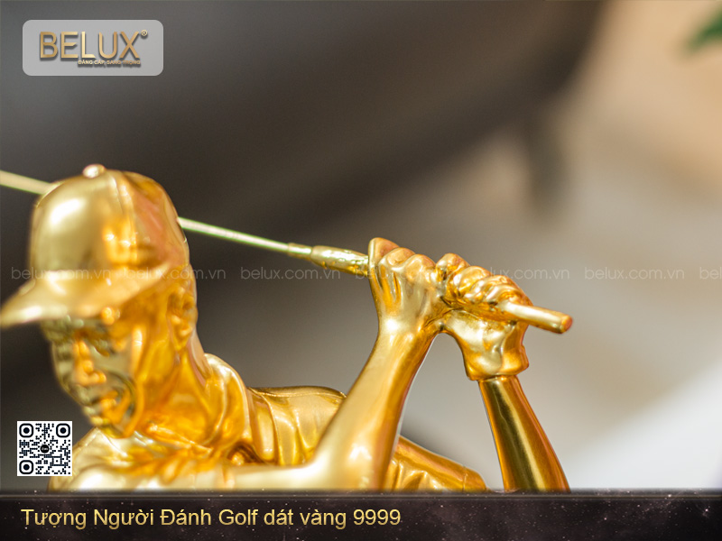 Tượng Người Đánh Golf Dát Vàng 9999