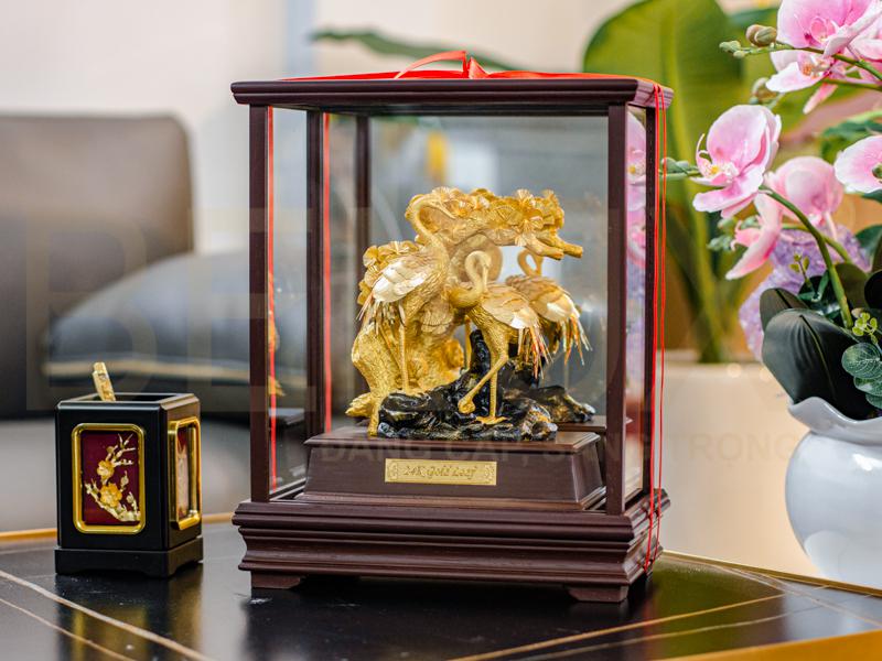 Tượng Tùng Hạc Diên Niên Dát Vàng 24k 36x28x17cm