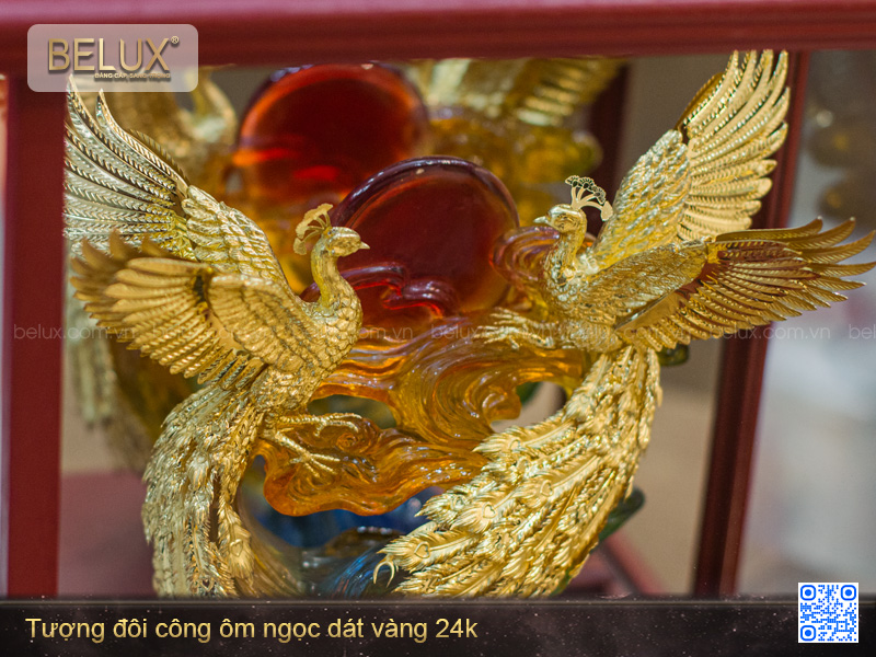 Tượng Đôi Công Ôm Ngọc Dát Vàng 24K