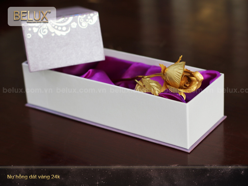 Nụ hồng dát vàng 24k