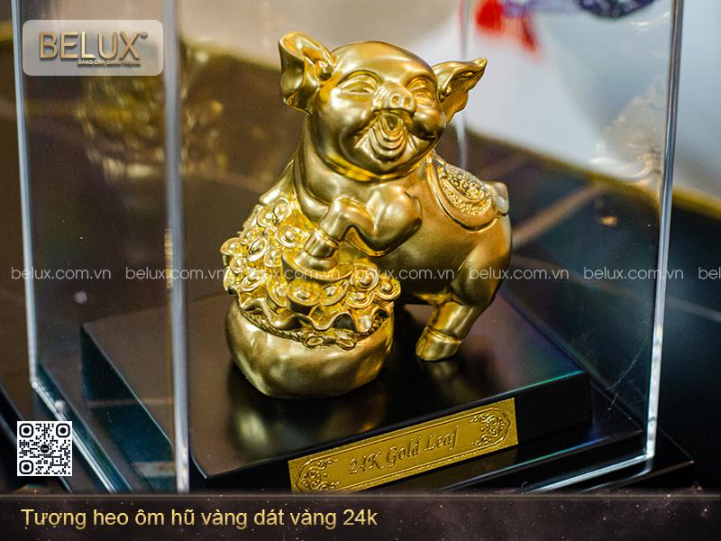 Tượng heo ôm hũ vàng dát vàng 24K